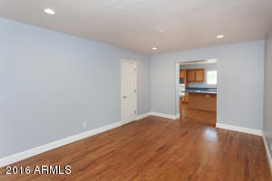 6801 N 14th Pl, Phoenix, AZ 85014 photo 9