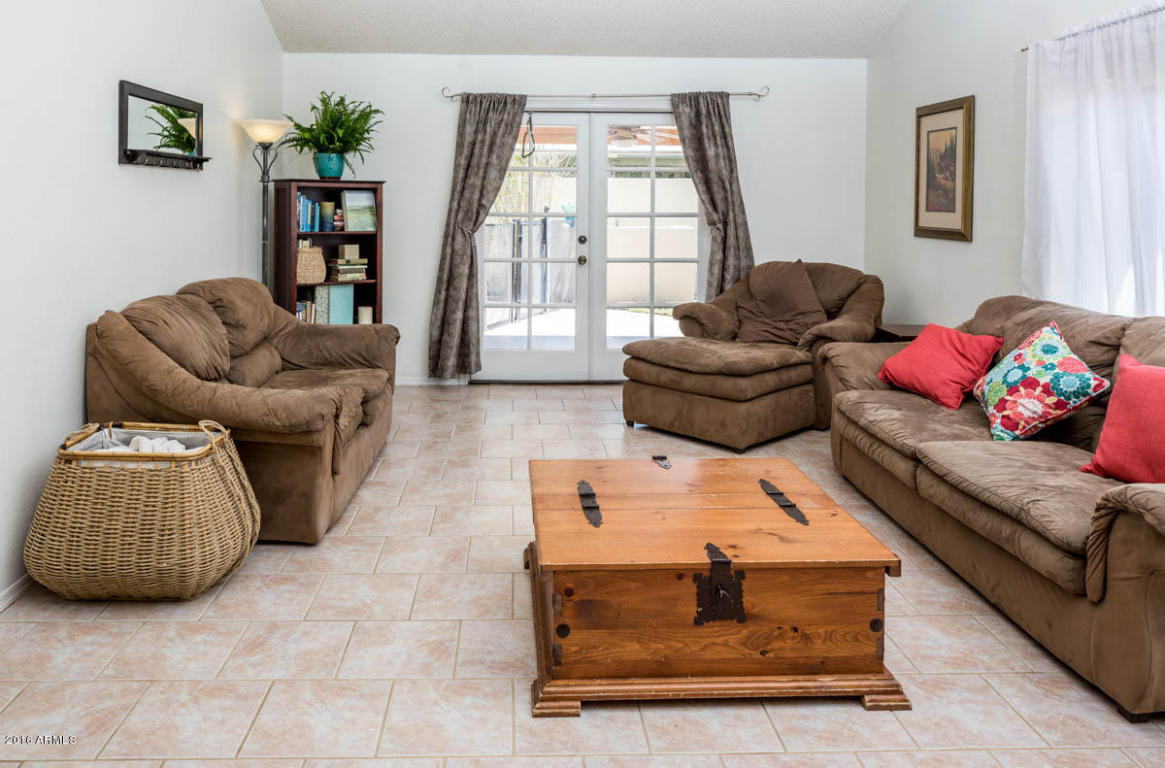 311 E Pinon Way, Gilbert, AZ 85234 photo 4