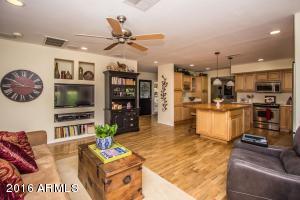 2617 E Turquoise Dr, Phoenix, AZ 85028 photo 8