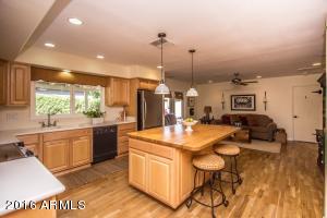 2617 E Turquoise Dr, Phoenix, AZ 85028 photo 5