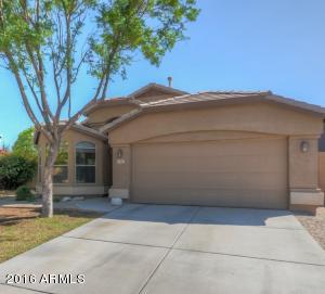 2301 S Peppertree Dr, Gilbert, AZ 85295 photo 1