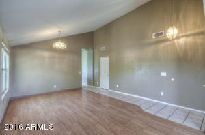 2301 S Peppertree Dr, Gilbert, AZ 85295 photo 5