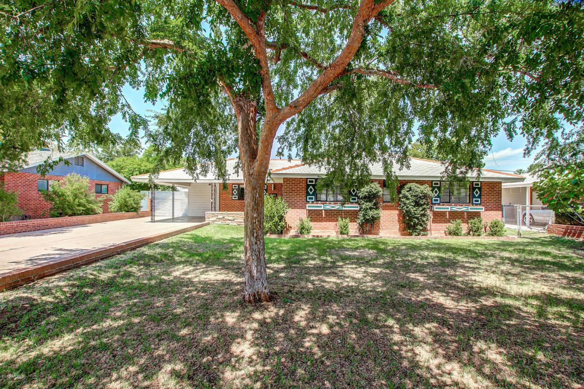3616 E Clarendon Ave, Phoenix, AZ 85018 photo 2