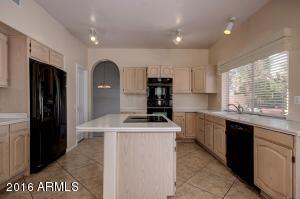 2238 E Beachcomber Dr, Gilbert, AZ 85234 photo 16