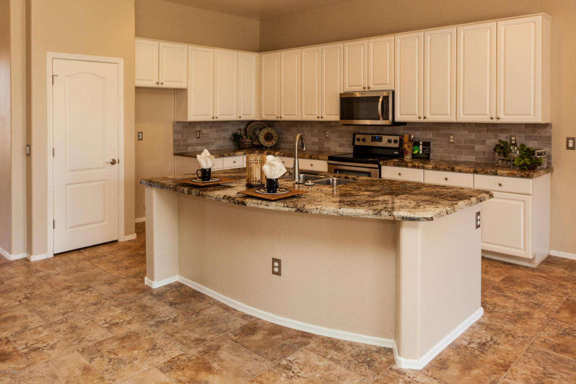 9525 E Meseto Ave, Mesa, AZ 85209 photo 5