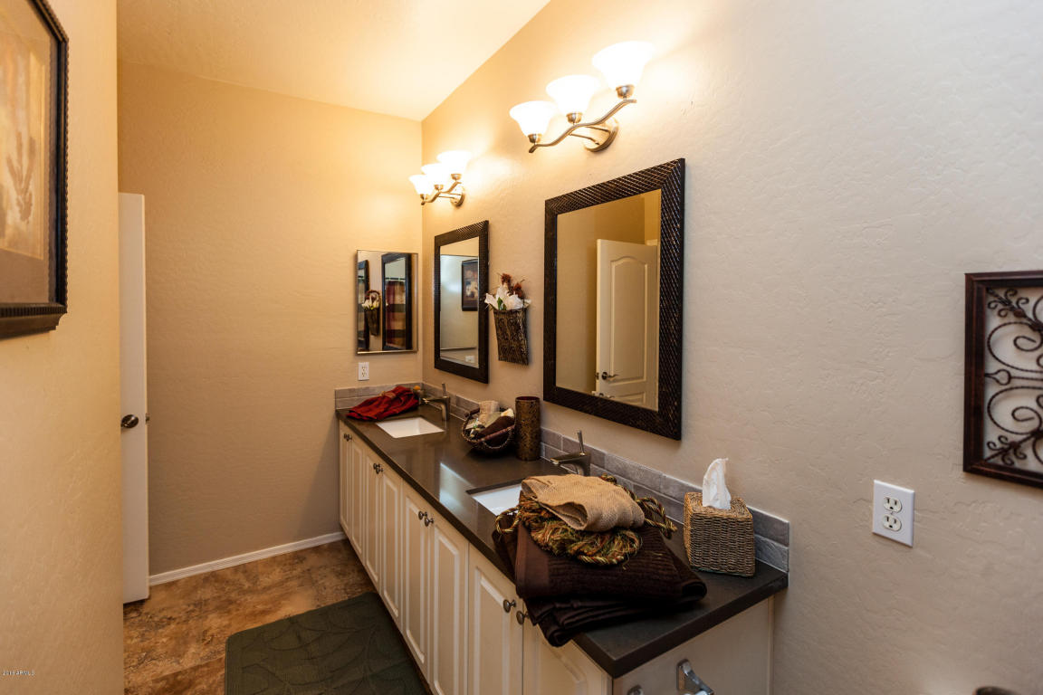 9525 E Meseto Ave, Mesa, AZ 85209 photo 13