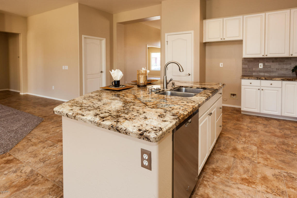 9525 E Meseto Ave, Mesa, AZ 85209 photo 6