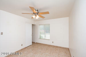 4044 E Jicarilla St, Phoenix, AZ 85044 photo 9