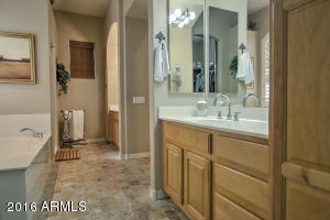 1043 E Derby Dr, Tempe, AZ 85284 photo 18
