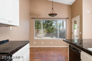 883 N Quail Ln, Gilbert, AZ 85233 photo 8