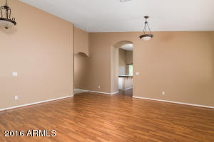 883 N Quail Ln, Gilbert, AZ 85233 photo 5