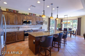 1813 N 165th Ln, Goodyear, AZ 85395 photo 5