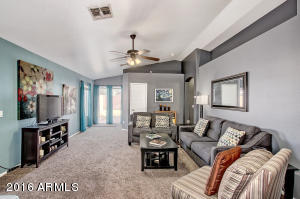 4516 E Windsong Dr, Phoenix, AZ 85048 photo 4