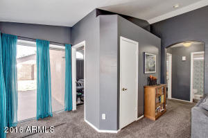 4516 E Windsong Dr, Phoenix, AZ 85048 photo 8