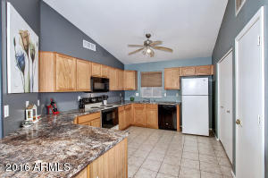 4516 E Windsong Dr, Phoenix, AZ 85048 photo 12