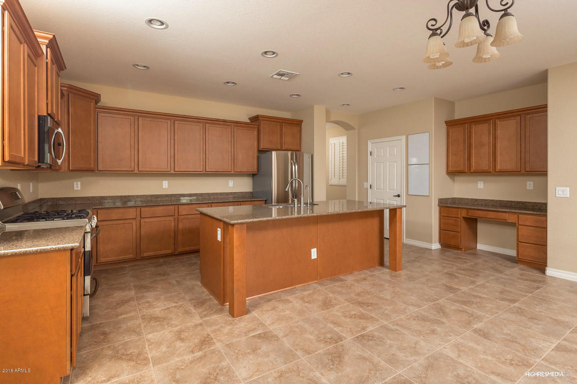 2437 E Lodgepole Dr, Gilbert, AZ 85298 photo 11