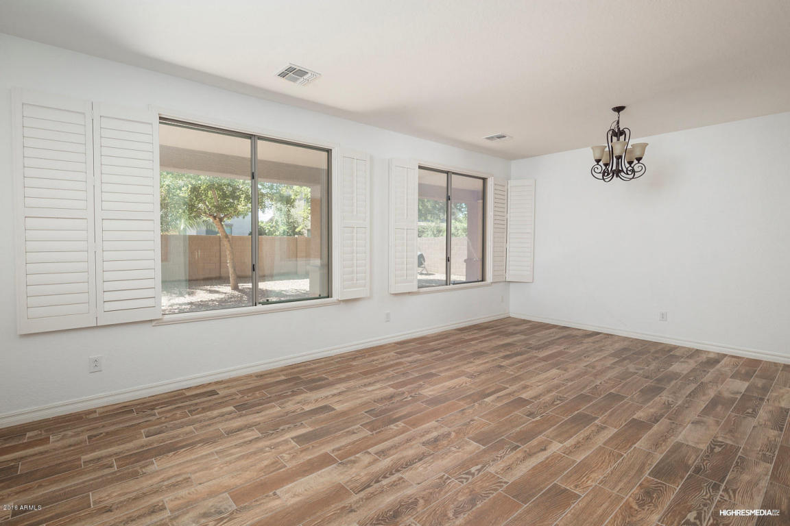 2437 E Lodgepole Dr, Gilbert, AZ 85298 photo 4