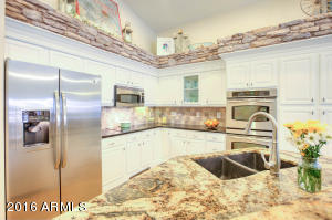 1903 E Clipper Ct, Gilbert, AZ 85234 photo 8