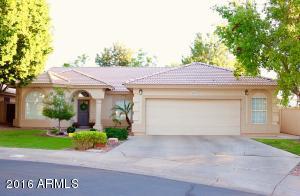 1903 E Clipper Ct, Gilbert, AZ 85234 photo 1