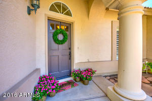 1903 E Clipper Ct, Gilbert, AZ 85234 photo 2