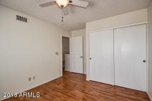 3805 E Desert Flower Ln, Phoenix, AZ 85044 photo 26
