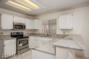 3805 E Desert Flower Ln, Phoenix, AZ 85044 photo 13