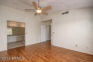 3805 E Desert Flower Ln, Phoenix, AZ 85044 photo 33