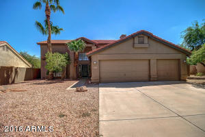 3805 E Desert Flower Ln, Phoenix, AZ 85044 photo 1