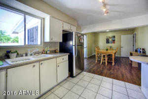 814 W 19th St, Tempe, AZ 85281 photo 4