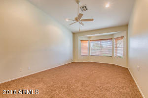  6108 W Saguaro Park Ln, Glendale, AZ 85310 photo 19