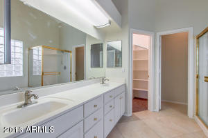  6108 W Saguaro Park Ln, Glendale, AZ 85310 photo 23