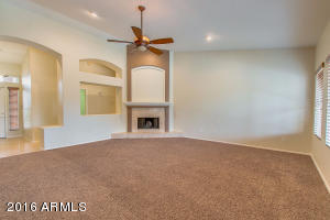  6108 W Saguaro Park Ln, Glendale, AZ 85310 photo 15