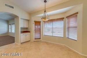  6108 W Saguaro Park Ln, Glendale, AZ 85310 photo 13