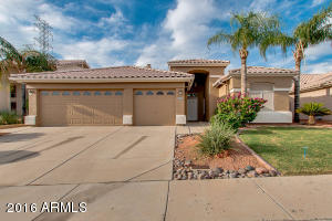  6108 W Saguaro Park Ln, Glendale, AZ 85310 photo 1