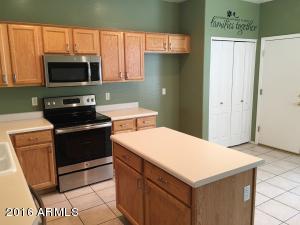 3291 E Hampton Ln, Gilbert, AZ 85295 photo 3