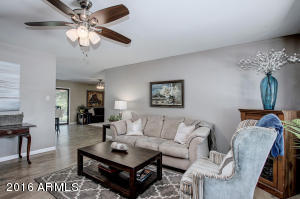 2121 W Keim Dr, Phoenix, AZ 85015 photo 4