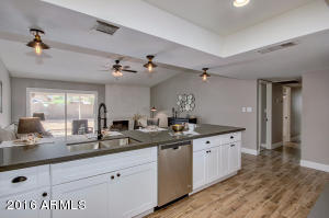 11836 S Eagleman Dr, Phoenix, AZ 85044 photo 7