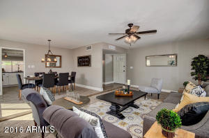 11836 S Eagleman Dr, Phoenix, AZ 85044 photo 2