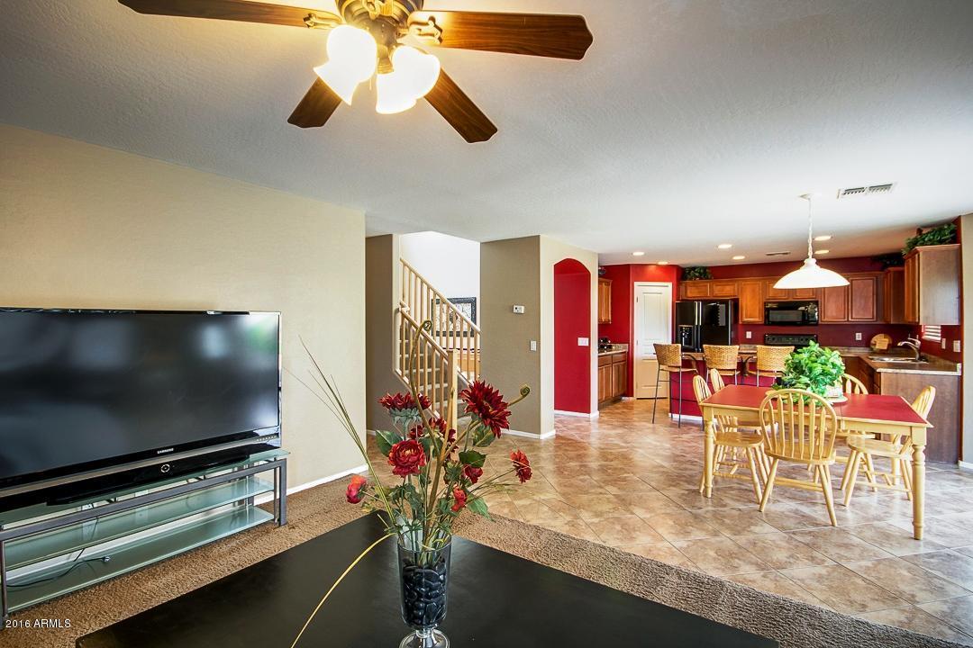 3562 E Blue Ridge Way, Gilbert, AZ 85298 photo 2