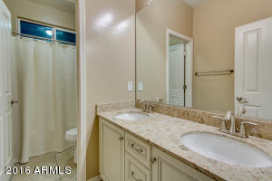 3520 E Comstock Dr, Gilbert, AZ 85296 photo 23