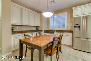 3520 E Comstock Dr, Gilbert, AZ 85296 photo 9