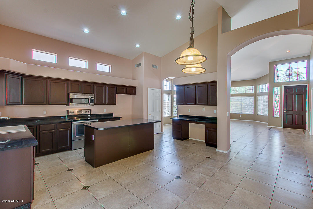 331 S Surfside Dr, Gilbert, AZ 85233 photo 19