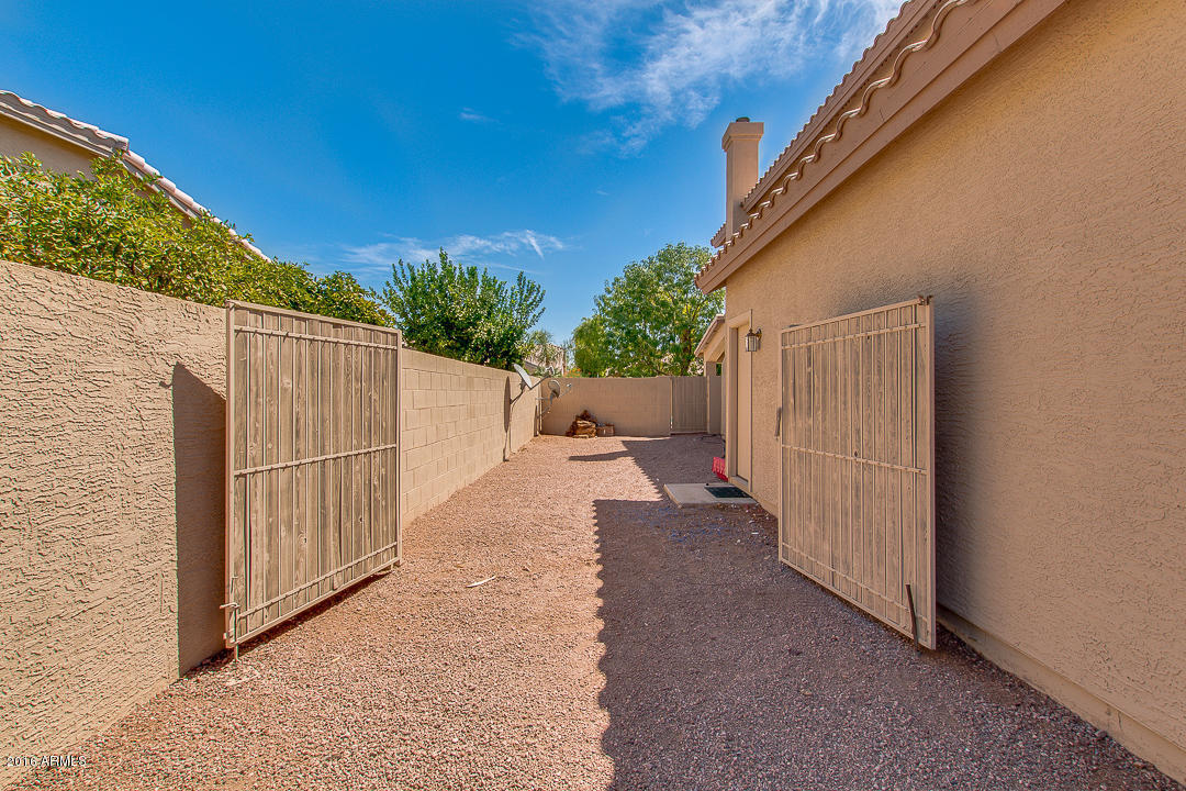 331 S Surfside Dr, Gilbert, AZ 85233 photo 62