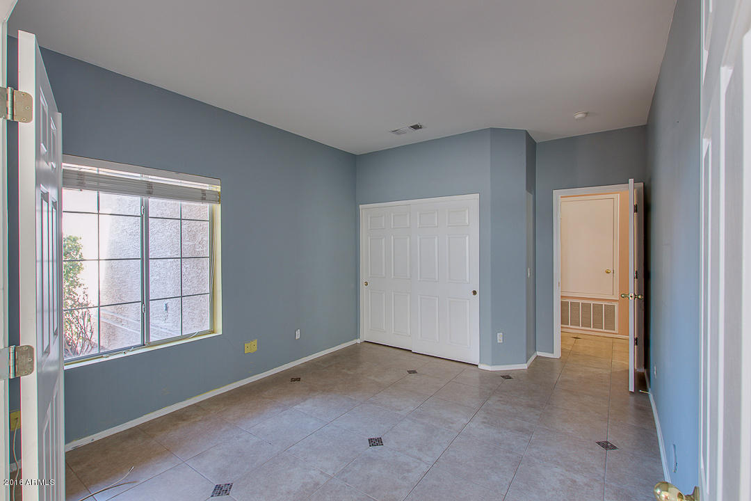 331 S Surfside Dr, Gilbert, AZ 85233 photo 44