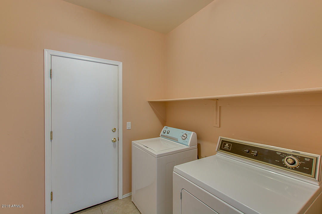 331 S Surfside Dr, Gilbert, AZ 85233 photo 50