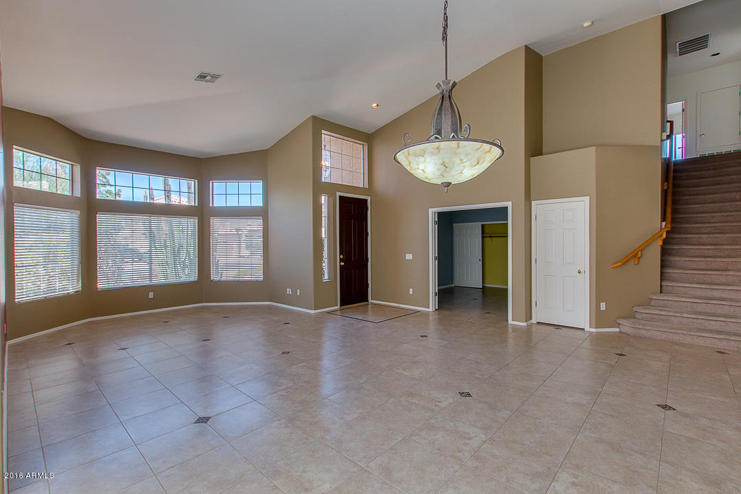 331 S Surfside Dr, Gilbert, AZ 85233 photo 6