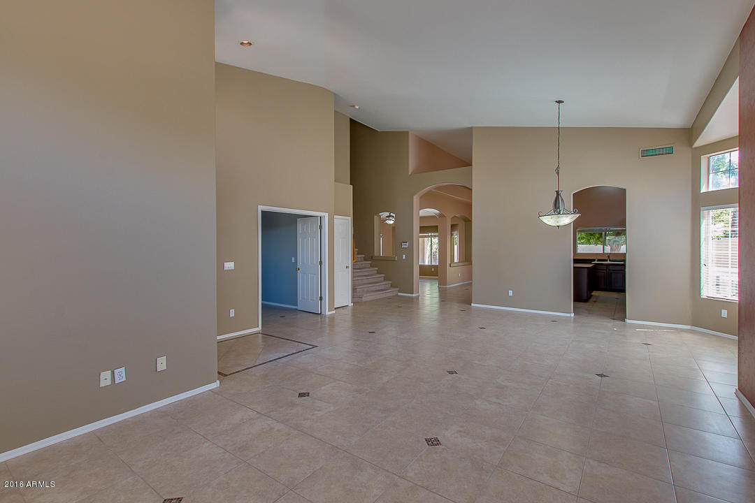 331 S Surfside Dr, Gilbert, AZ 85233 photo 14