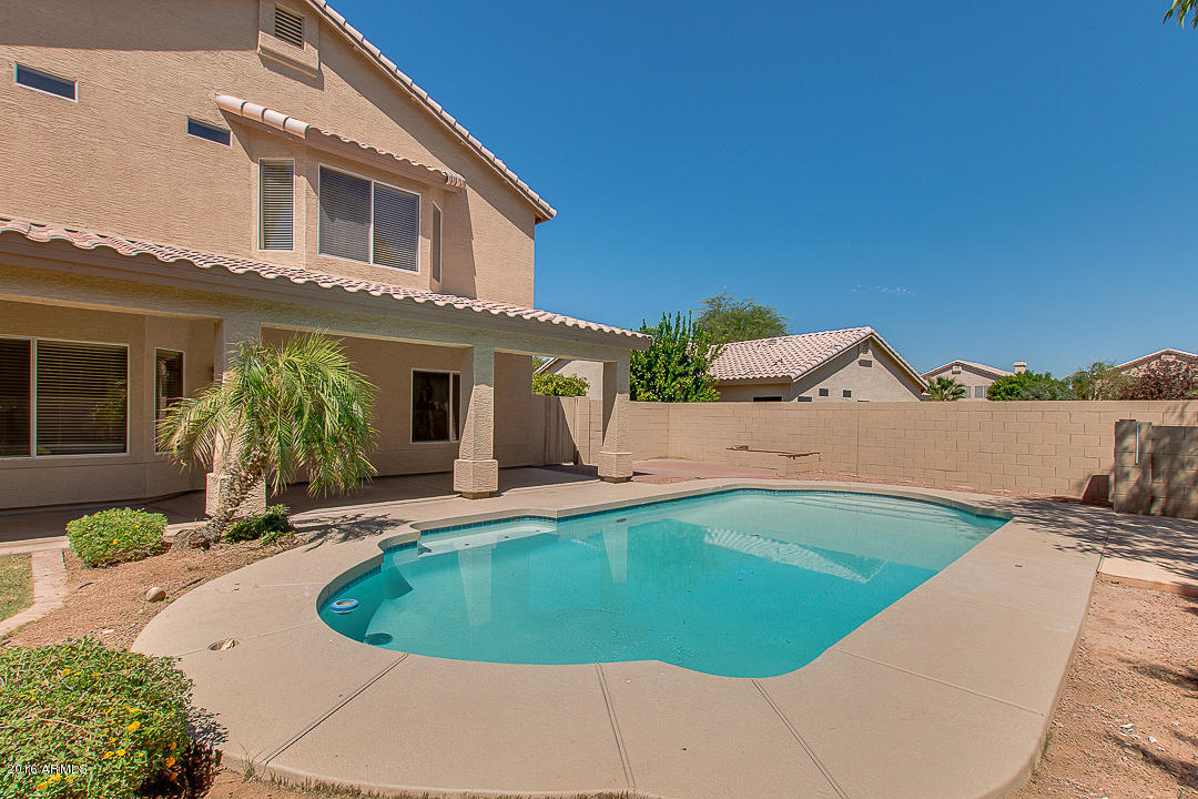 331 S Surfside Dr, Gilbert, AZ 85233 photo 57