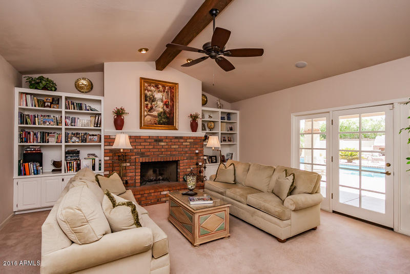 109 E Citation Ln, Tempe, AZ 85284 photo 16