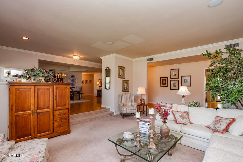 109 E Citation Ln, Tempe, AZ 85284 photo 8